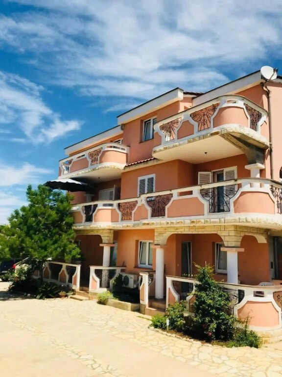 Apartments by the sea Novalja, Pag - 21646