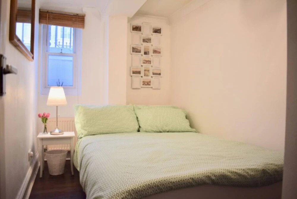 Central 2 Bedroom Seafront Flat in Kemp Town