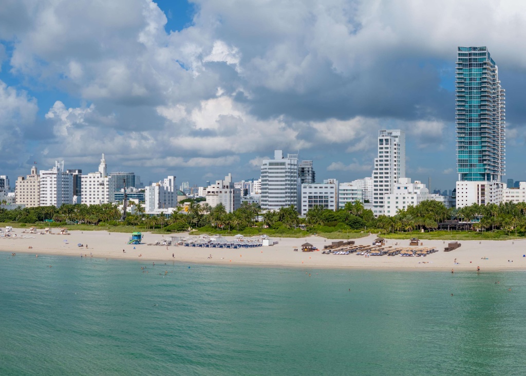 Nautilus Sonesta Miami Beach