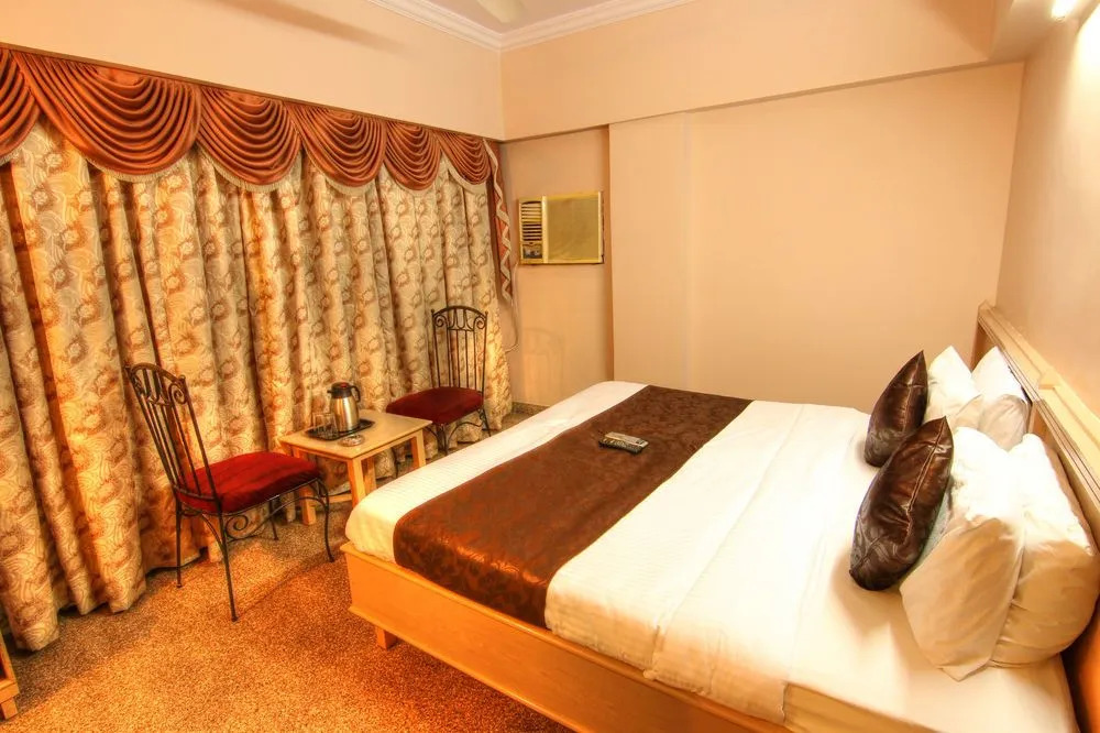 Zo Rooms Goregaon Railway Station