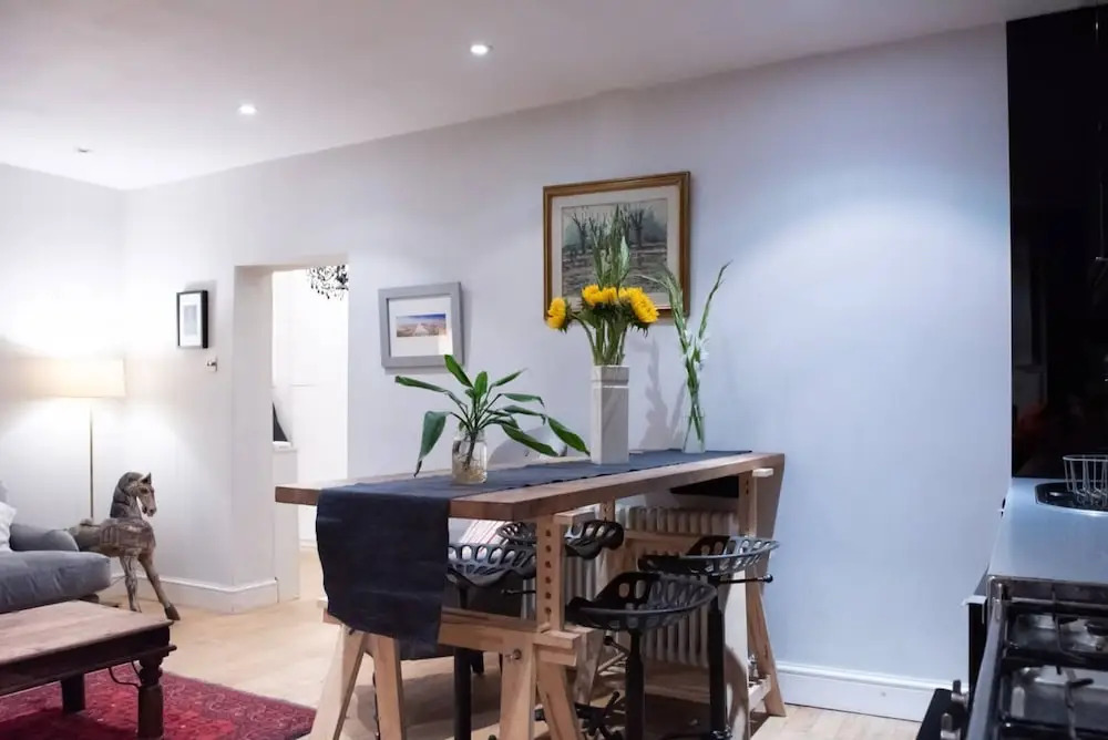 Homely 2 Bedroom Flat in North London