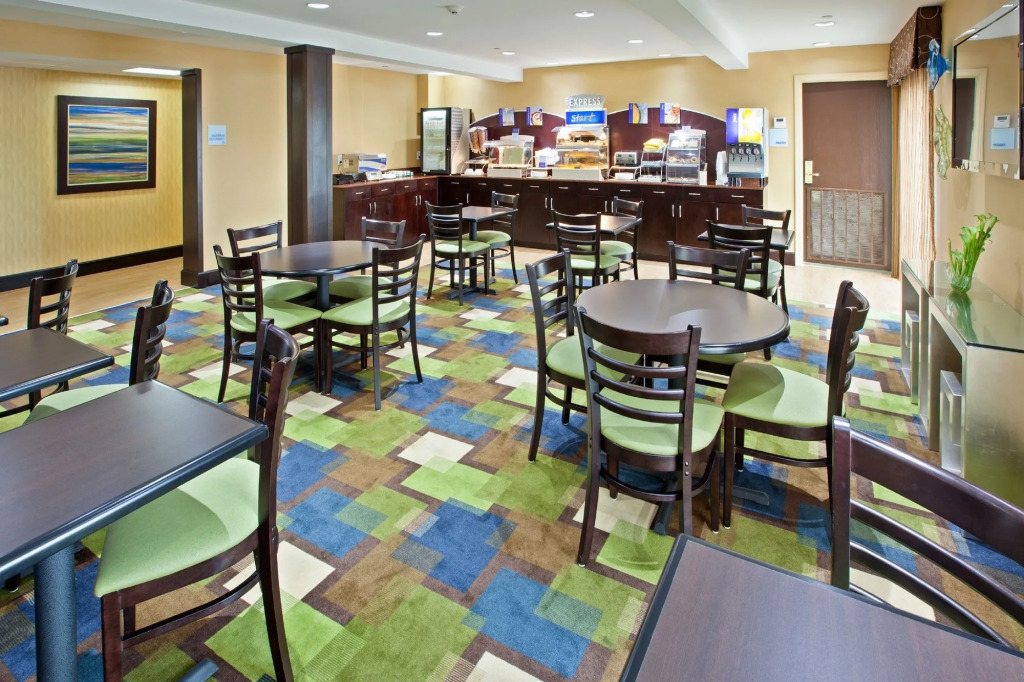 Holiday Inn Express - Bowling Green by IHG