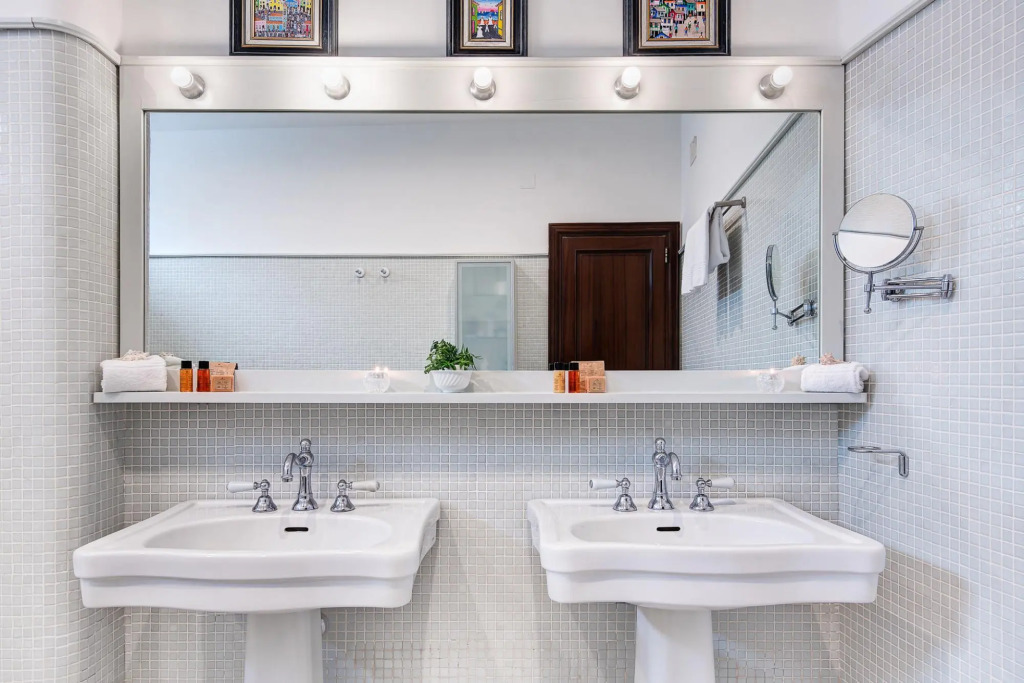 Villa Milena Modern Elegance Views and Guest Services by Feeling Italy