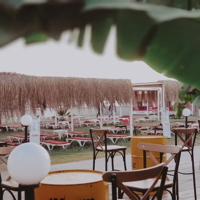 Okeanos Beach Bungalows