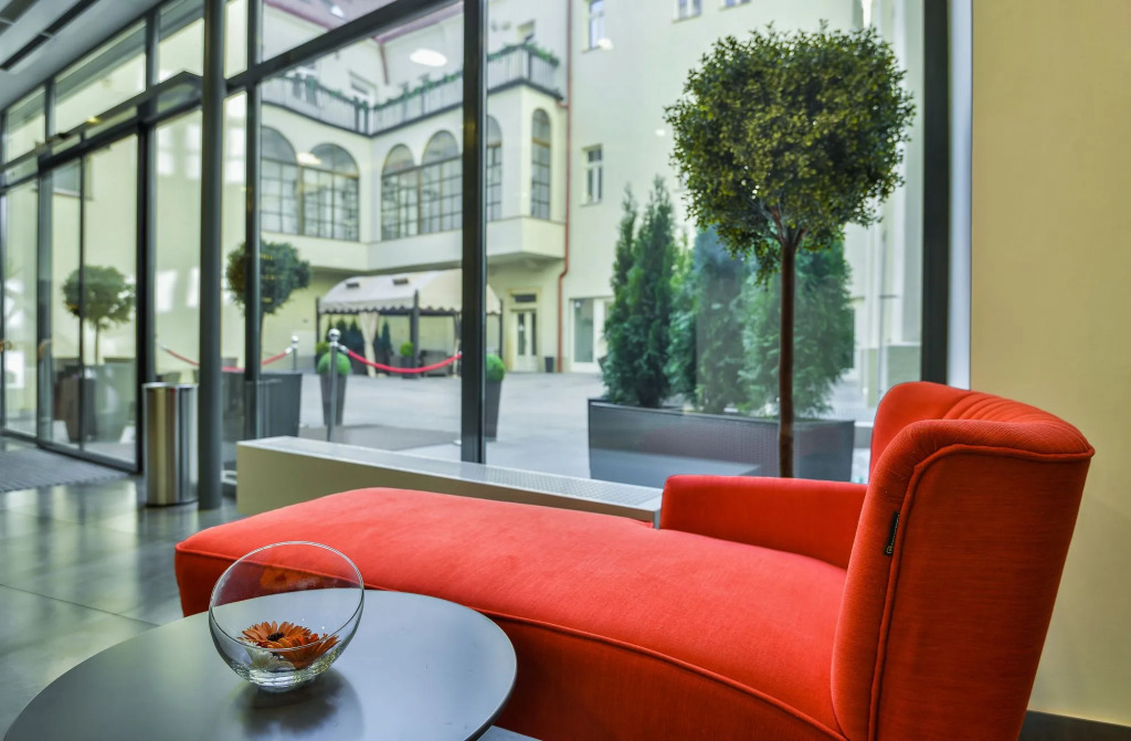 Hotel Garden Court