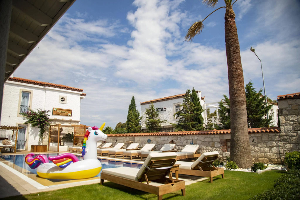 Alaçatı Limonaia Hotel