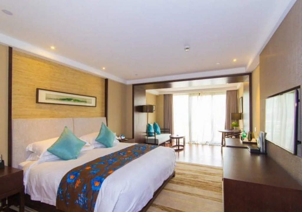 Wushan Pleasure Hotel