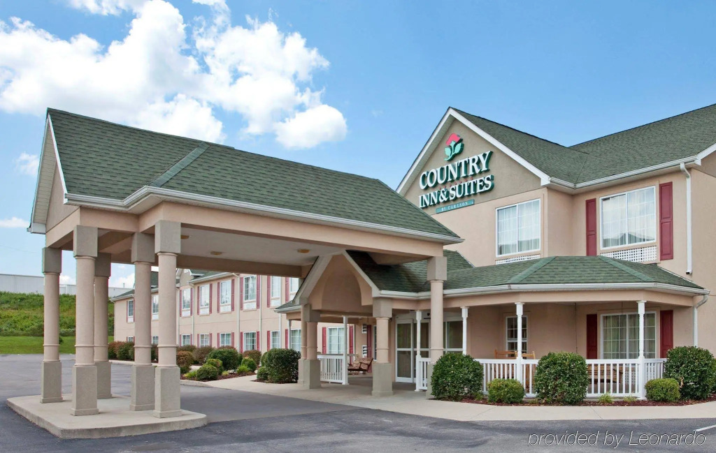 Country Inn & Suites Somerset