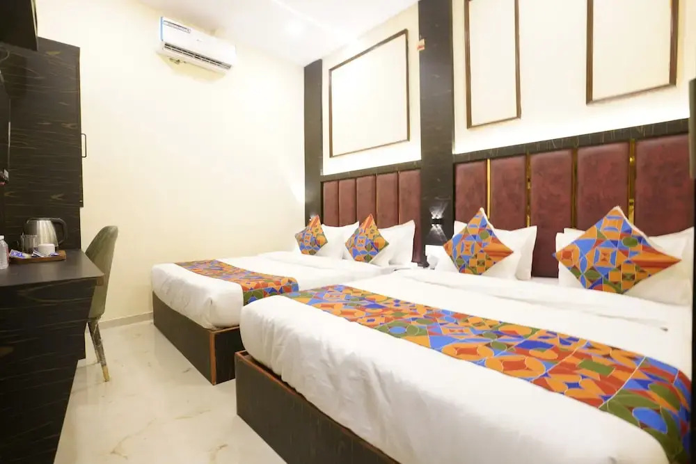 Hotel Sky Suites-Sahar Cargo