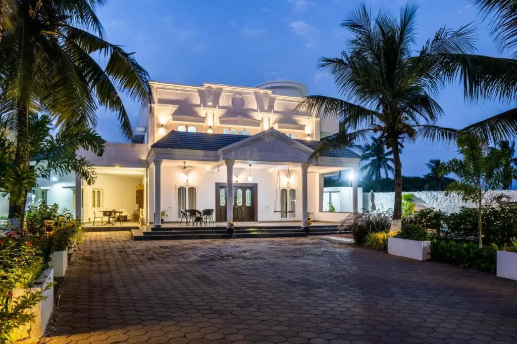 Truliv Villa Cabana
