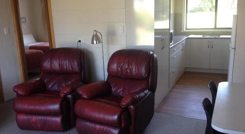 Willaway Motel Apartments