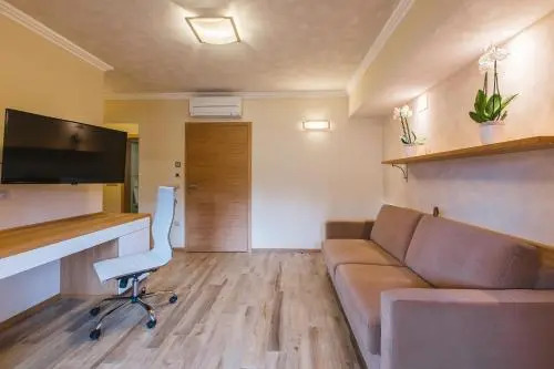 Apartment Ledrar
