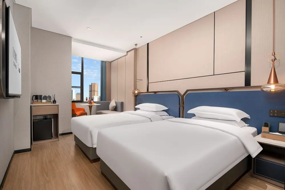 Yi Zhi Hotel (Pearl River Xincheng Store, Wuyangcun Metro Station, Guangzhou)