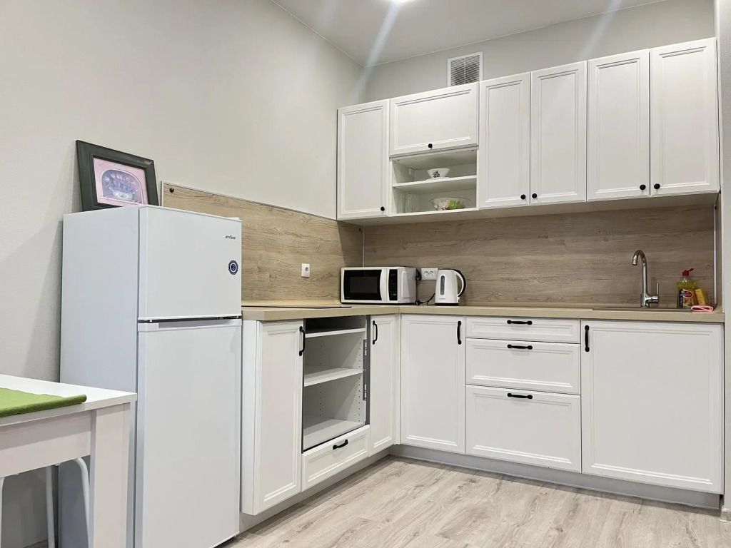 Romlex Apartments (Ромлекс) на улице Героев Сталинградской битвы 1