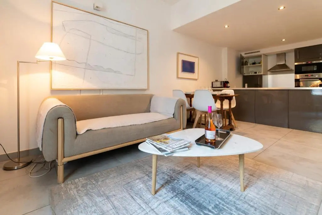 APPARTEMENT T2 SPACIEUX ET COSY - HYPER-CENTRE - FREE WIFI - 2 pers