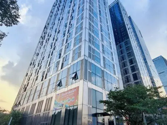 Wanhao Executive Apartment Shenzhen North Station (Huilon Center)