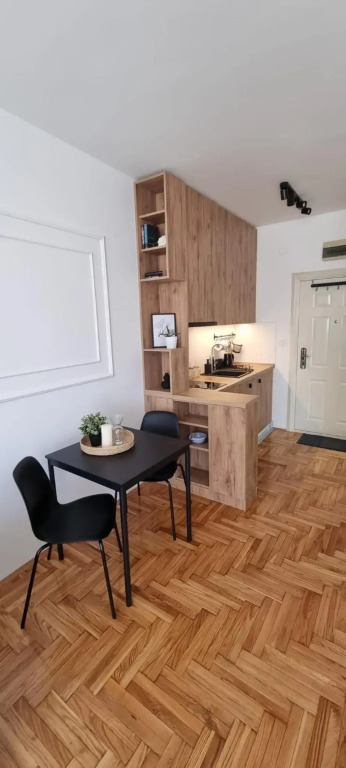 Tiara Apartment 2