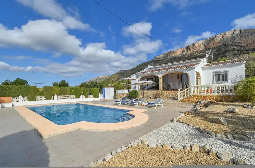 Viggo in J vea With 2 Bedrooms and 2 Bathrooms