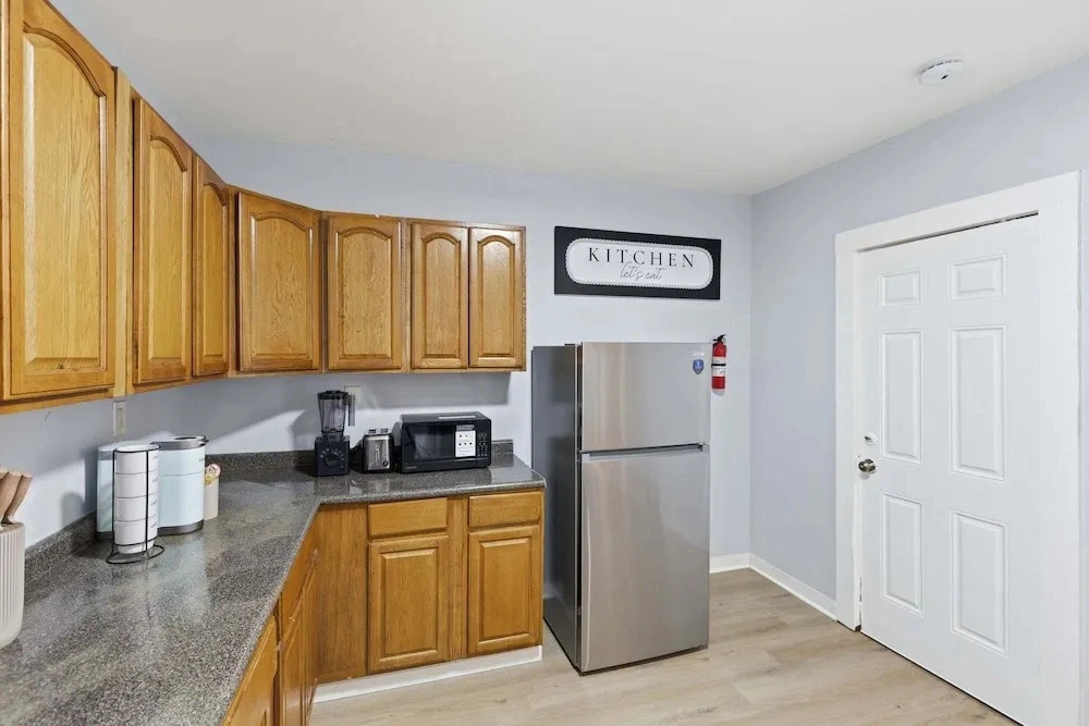 Niagara Adventure Basecamp Walk To The Falls 2 Bedroom Duplex