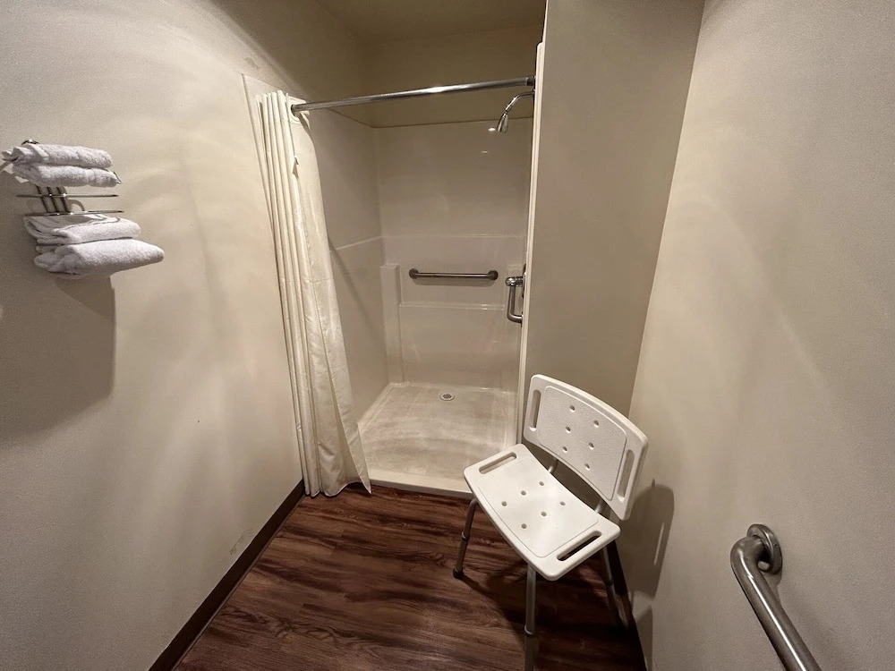 Valley Inn and Suites