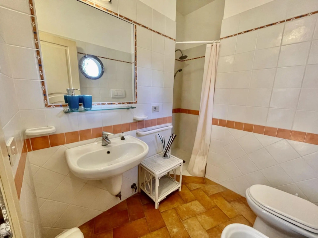 Residence with pool. Two Rooms apt. for 4 persons.-SERAMATTINO B