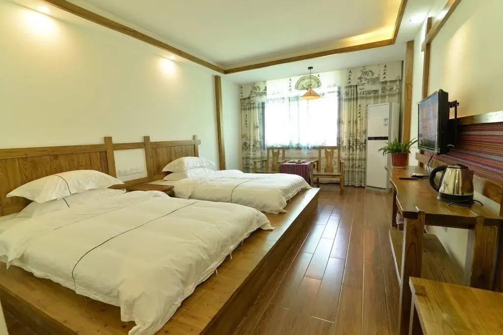 Youshui Impression Inn