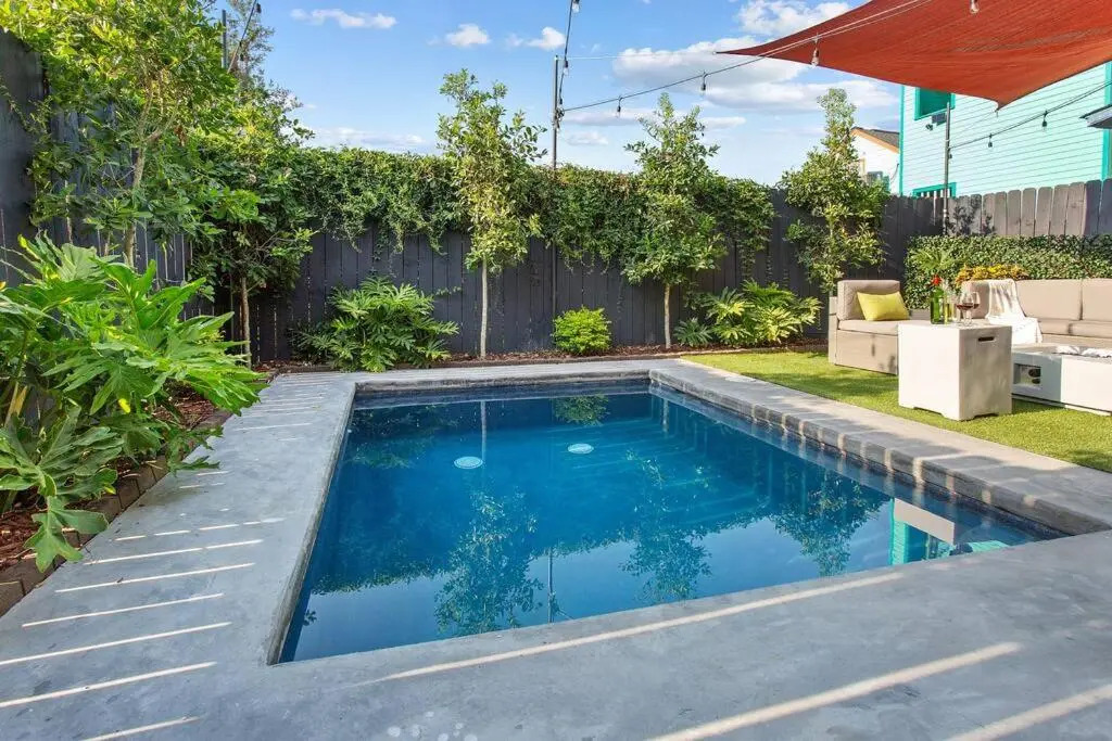Hidden Oasis With Private Pool - Near FQ