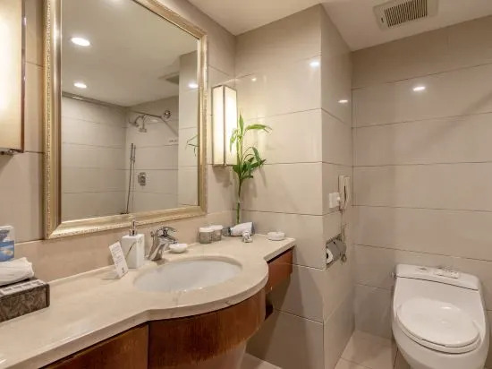 Qinghua Hotel