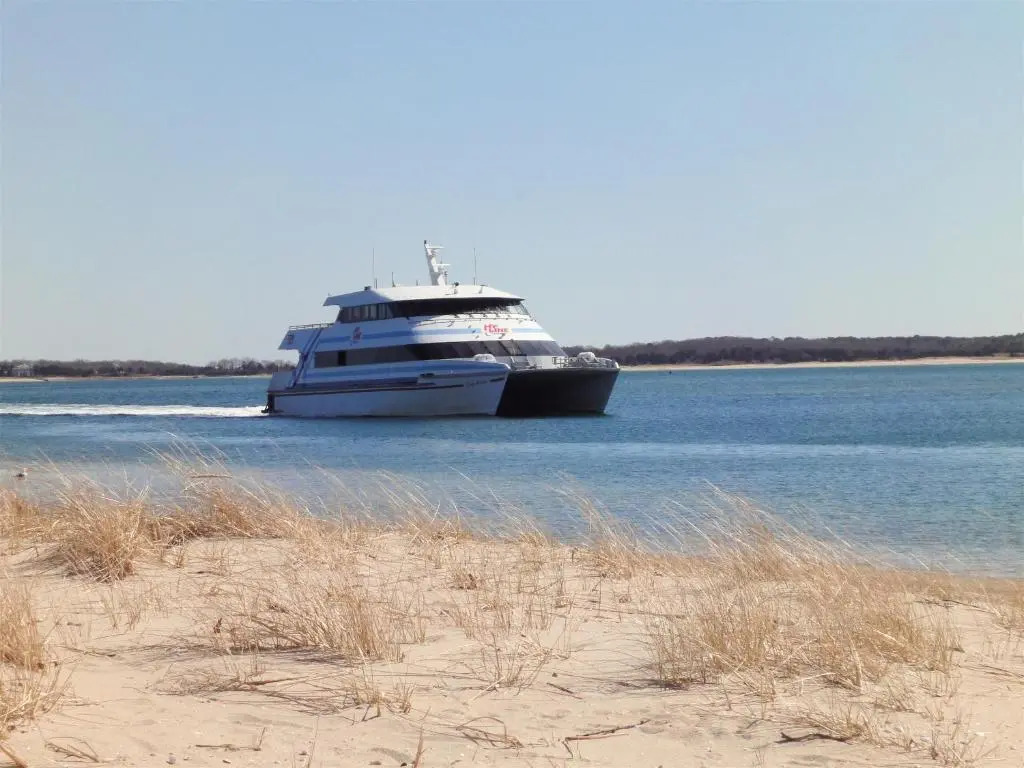 Hyannis Travel Inn