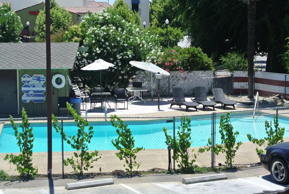 Rancho Tee Motel