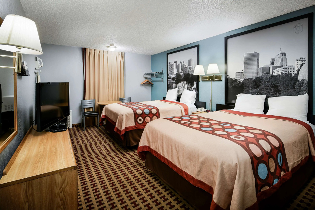 Super 8 by Wyndham Elk City
