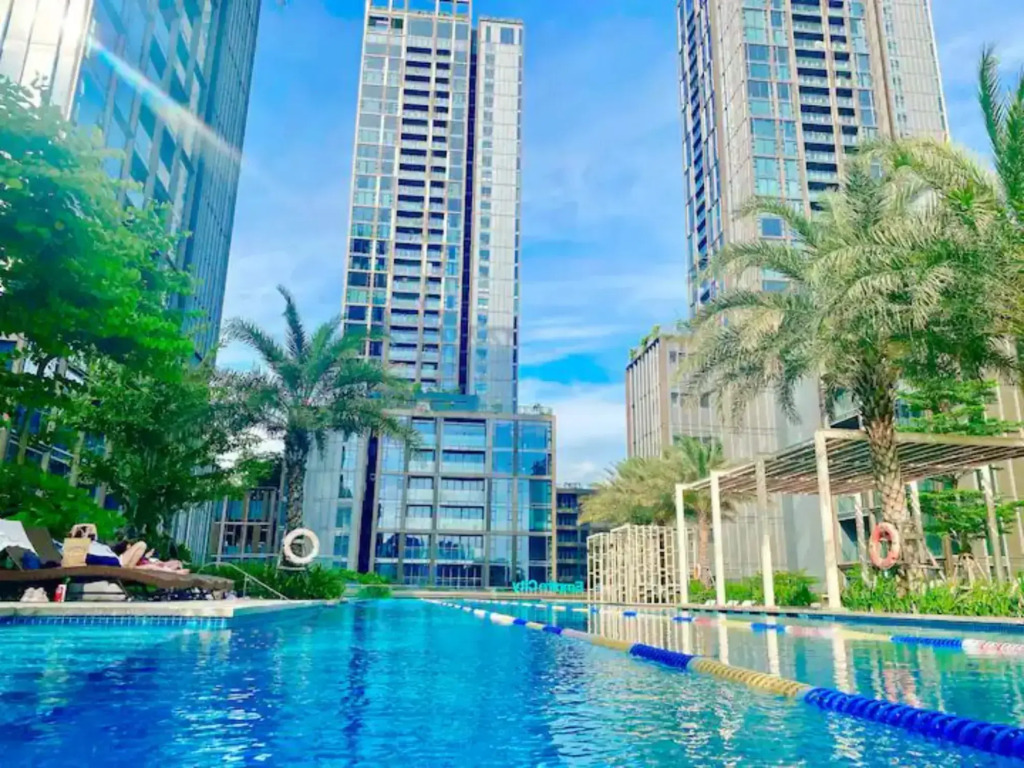 Vii ApartHotel - Empire City