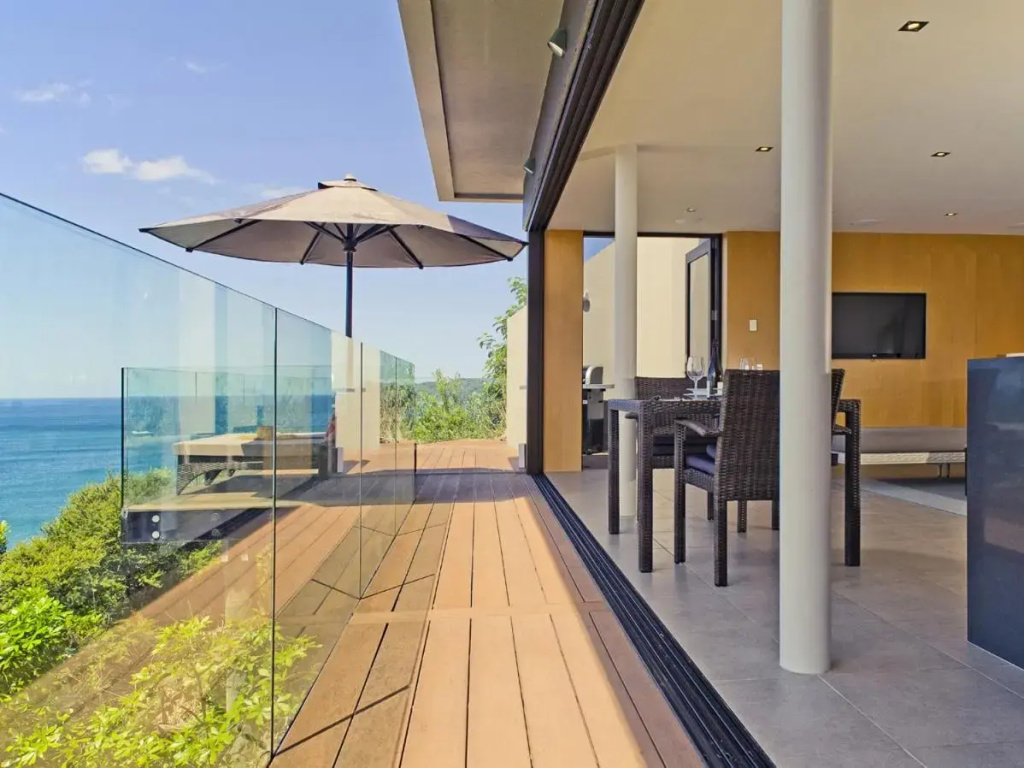 The Lookout - Tairua Holiday Home