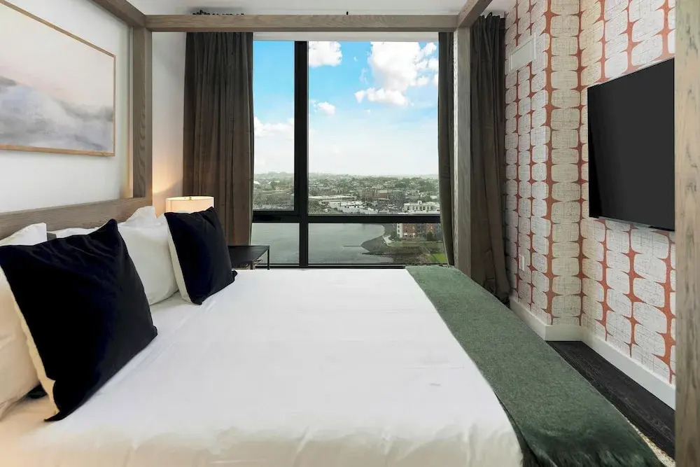 Luxury Apartments by Hyatus Downtown Boston