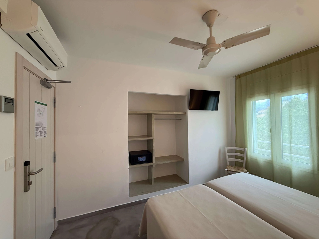 Hostal ROM Familiar