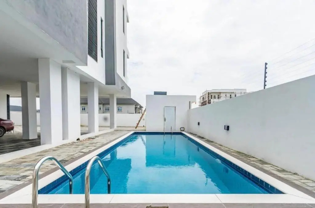 Luxury 2bedroom apartment with pool