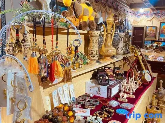 Kashgar Yuxinju Inn