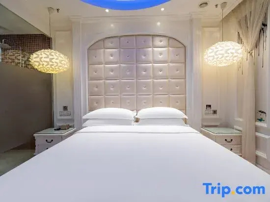 Yi Cheng Hotel (Xinbai Square Subway Station Store, Shijiazhuang)