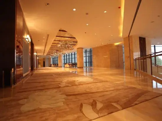 Doreen Hotel