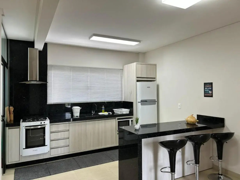 apartamento para locação em bombinhas, mariscal