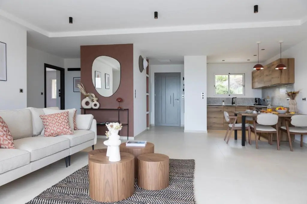 Résidence Omigna, Spacious Luxury Apartments, Cargese, Corse du Sud