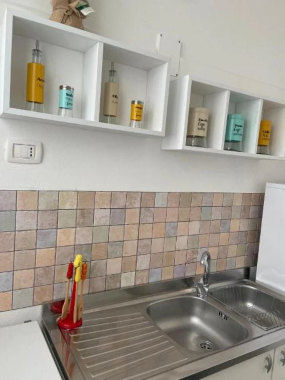 Apartment in Villa with Swimming Pool 20 Meters from the Sea