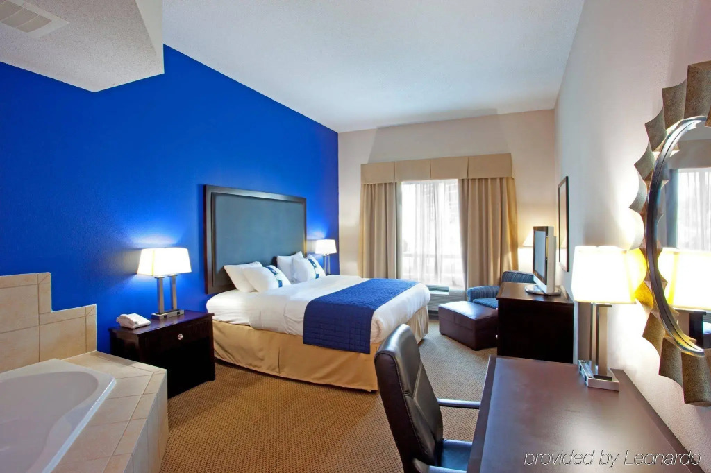 Holiday Inn Manassas - Battlefield by IHG