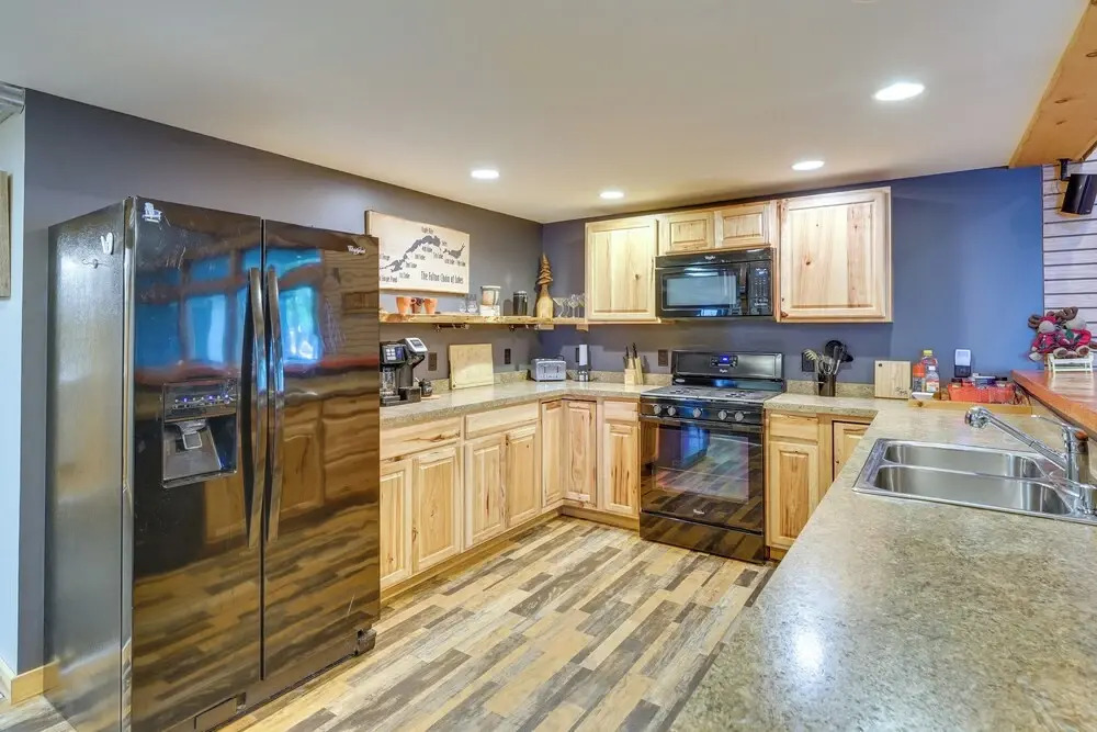Spacious Old Forge Condo w/ Patio & Fire Pit!