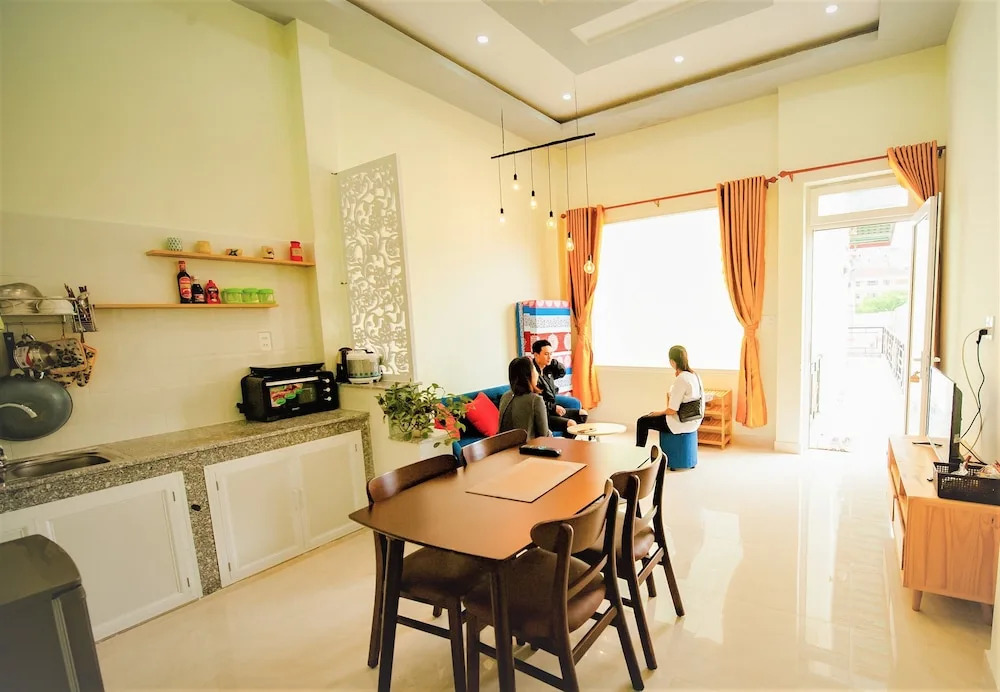 Dau Dau House