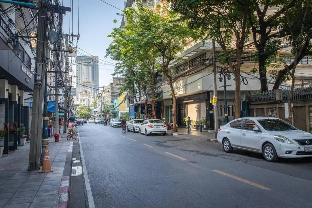 P3 Silom Large 2beds full kitchen WIFI 4-6pax