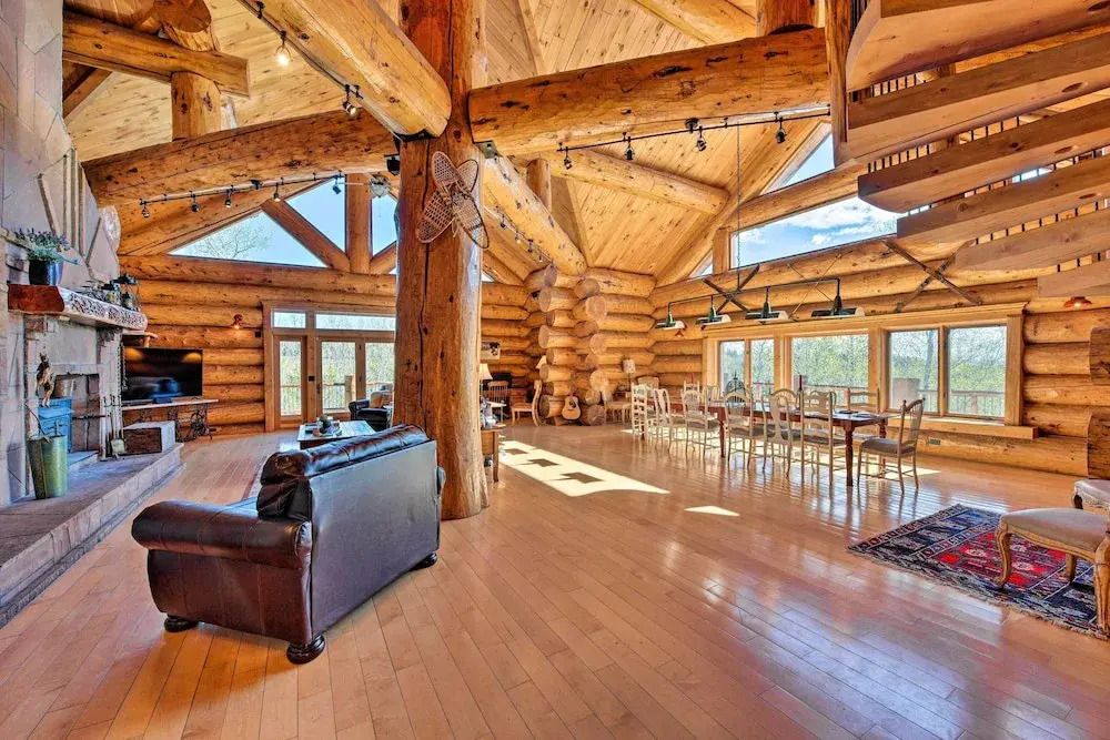 22str-00019 Fairplay High Country Lodge w/ Hot Tub