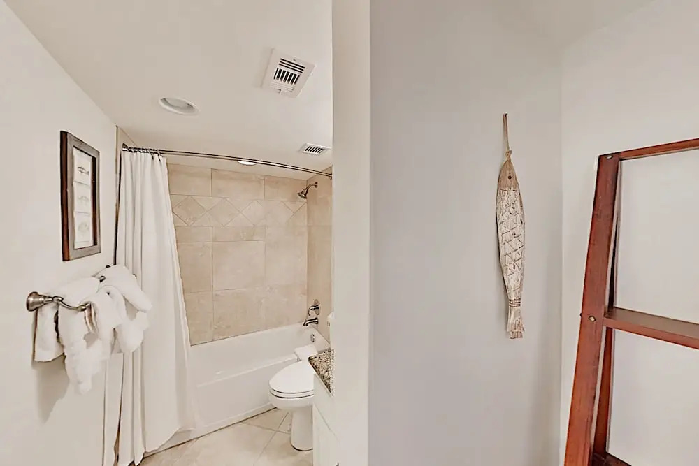 Beachfront W/ 3 Pools, Spa, Marina & Tennis 3 Bedroom Condo