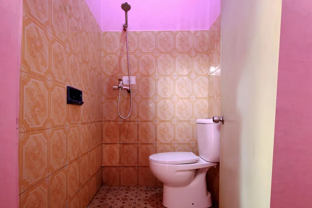 OYO 2838 Hotel Ayu