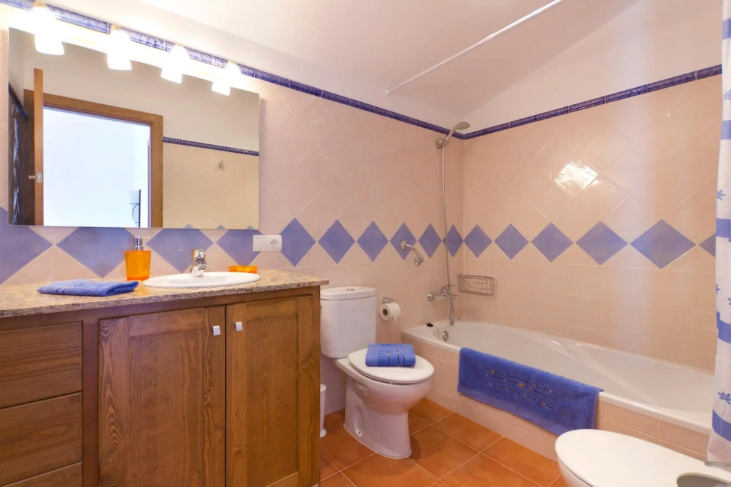 VILLA ANGEL in Cala´n Bosch